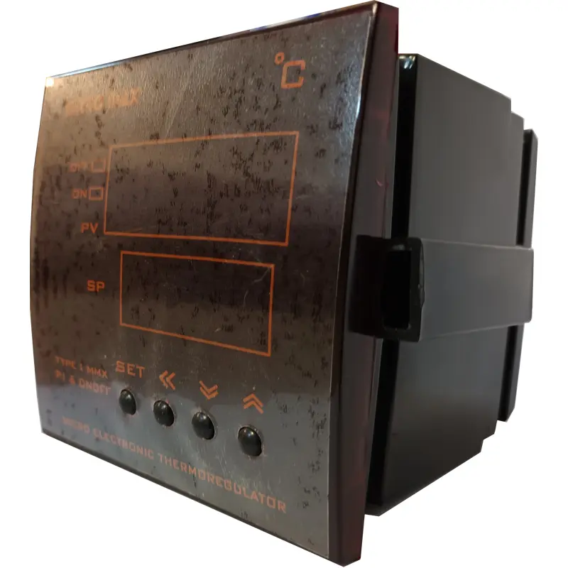 ترموستات میکروپروسسوری مدل MMX-400PI حرارتی تنظیم از 50- تا 400 درجه سانتیگراد Micro Max با دو ردیف نمایشگر دیجیتالی برای نمایش دما و درجه حرارتی تنظیمی