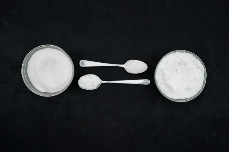 دستگاه بسته بندی جوش شیرین، به شما این امکان را می دهد تا این محصول در داخل قوطی و یا سلفون بسته بندی کنید که برای هر روش نیاز به دستگاه جداگانه دارید